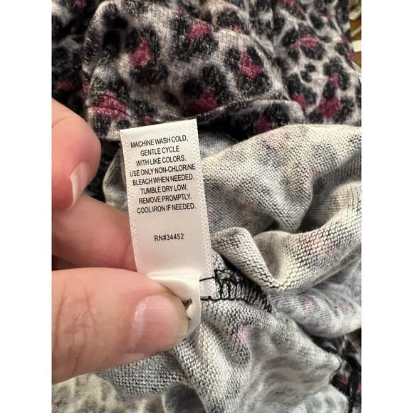 Soft and Cozy Leopard Long Sleeve Shirt Size 3X NWOT - Picture 7 of 7